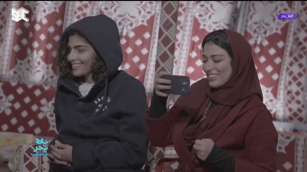 #يلا_بحر | الفنون كثيرة بس فن السمسمية مع أهالي #ينبع غير 🎶👏