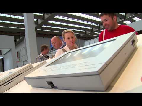 Video: ABB Mempersembahkan Produk Rumah Pintar Baru Di HI-TECH BUILDING