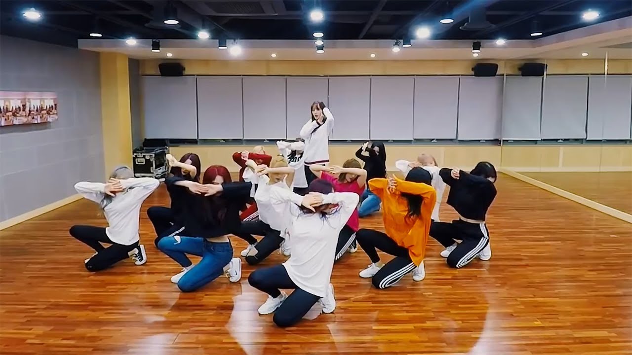 WJSN (우주소녀) - 꿈꾸는 마음으로 (Dreams Come True) Dance Practice (Mirrored)