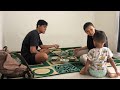 makan bakso bersama istri