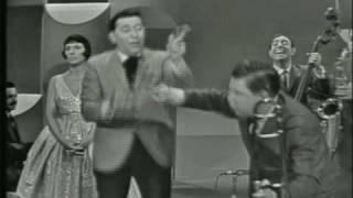 Lou Sino - Louis Prima, Sam Butera and the Witnesses - Waitin' On the Robert E Lee chords