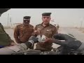 سائح اجنبي يتجول بدرجة في دول العالم ووصل العراق تعامل القوات الامنية معة العراق 
