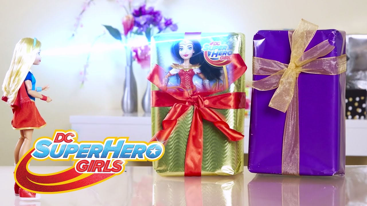 Can Supergirl™ Unbox a Gift-Wrapped Wonder Woman™? | DC Super Hero Girls