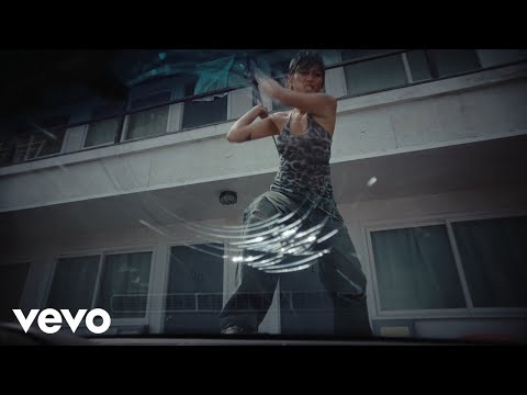 Beabadoobee - Sun Has Set (Official Music Video)