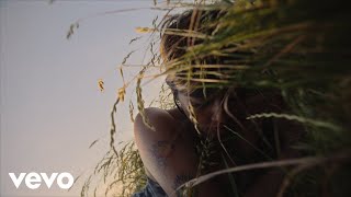 Beabadoobee - Sun Has Set (Official Music Video)