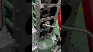 WP12 diesel engine cylinder liner installation 6 Установка гильзы цилиндра дизельного двигателя WP12