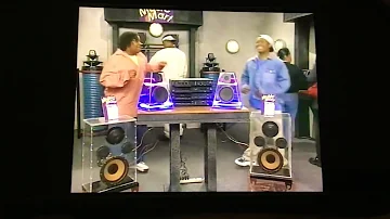 Kenan And Kel Listen To Music On New Stereo 🎵 🎧
