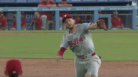 Freddie Freeman Flares 2-Run Single Over Trea Turner to Give Dodgers 4-1 Lead