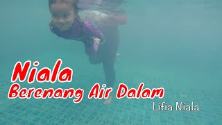 Lifia Niala Swimming Pool - Swimming underwater Kids
