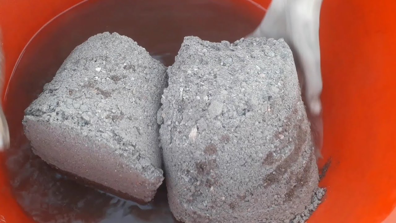 New video💯🔥❣️brown gritty huge Dustiest buckets crumbling in water+dry tub asmr crumbling video 🫠✨⏳💦