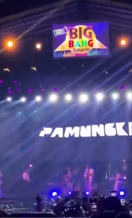 KENANGAN MANIS - PAMUNGKAS (LIVE) #ontrending #storywa #storywa30detik #pamungkas #story #musiklive