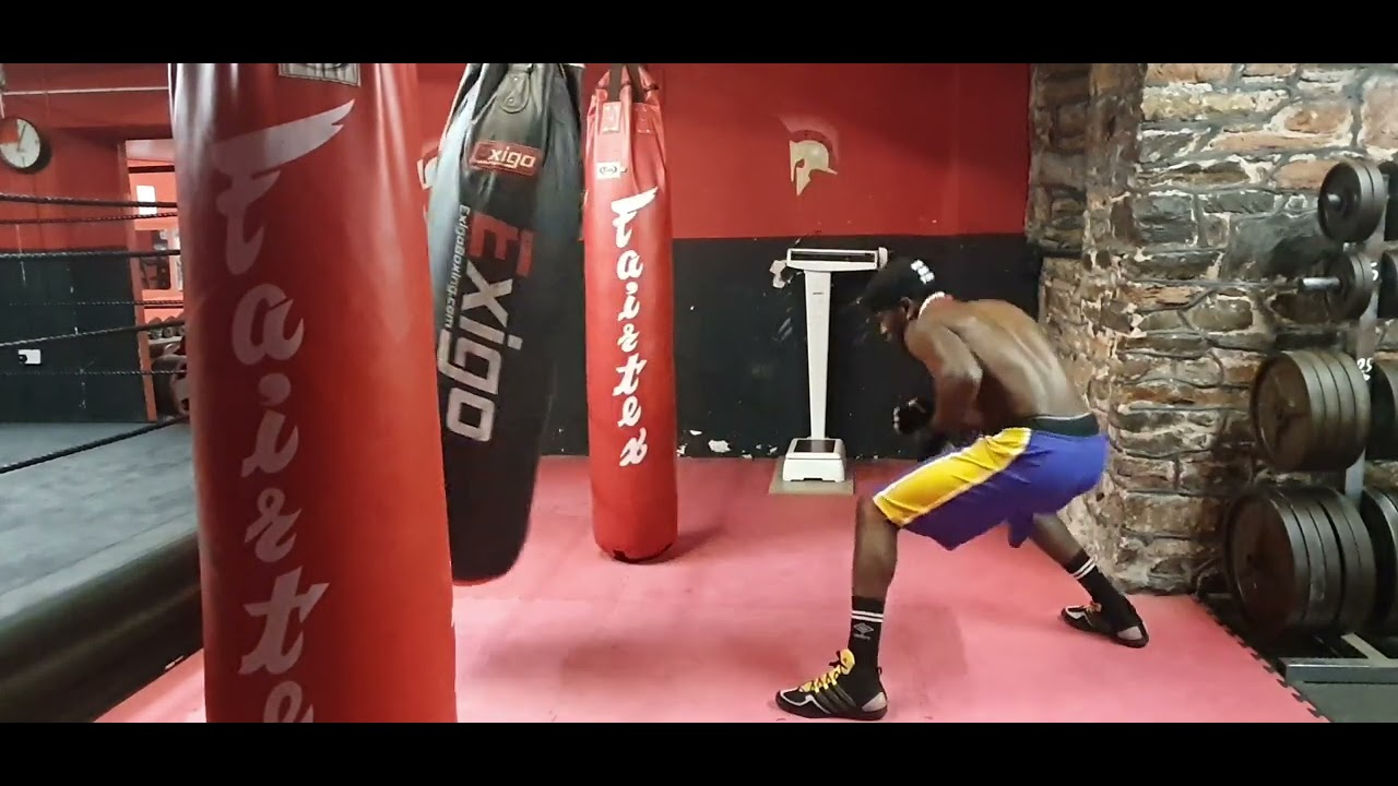 Oneface Mapacha BOXING PUNCHING BAG TRAINING TIME AT LUDUS MAGNUS 24 HOURS GYM YouTube