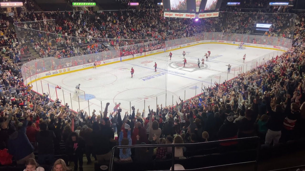 Cincinnati Cyclones Score With 0.1 Seconds Left YouTube