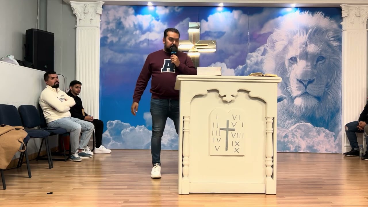 Culto especial suben los jóvenes junto a su dirigente Aron están ungidos 💎 🔥 