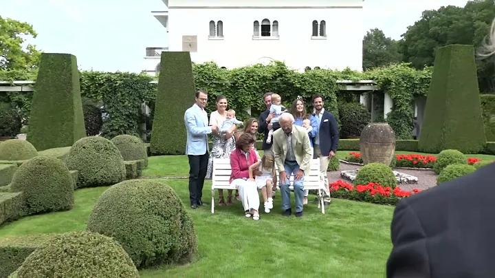 Princess Estelle, Princess Leonore, Prince Oscar and Prince Alexander takes a family photo - DayDayNews