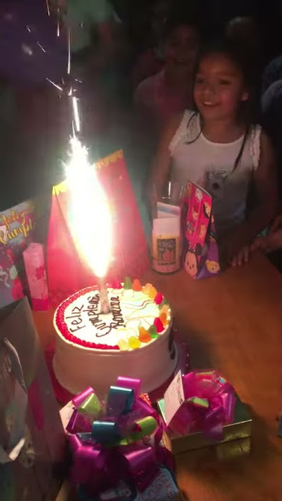 Romina Cumple 9