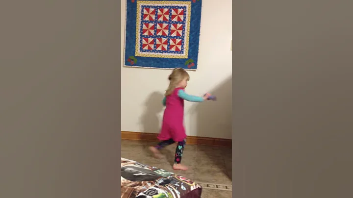 Gillian jamming out to Blank Space