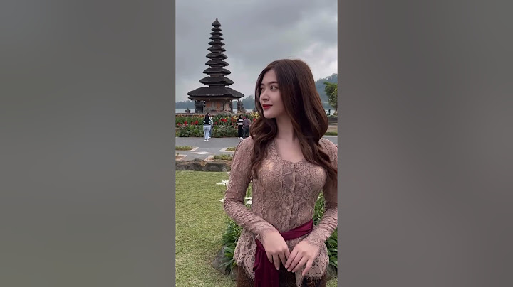 Its fun seeing people reaction to tradisional balinese costum with @darasarasvaati