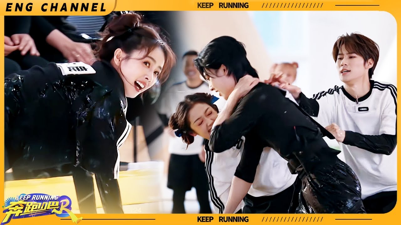 Tearing down the name tags on the slippery ground is so exciting! |Keep Running S12|CLIP|EP9