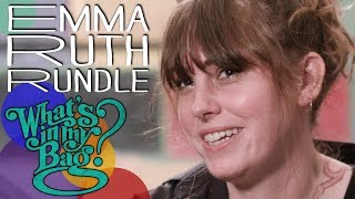 Vignette de la vidéo "Emma Ruth Rundle - What's In My Bag?"