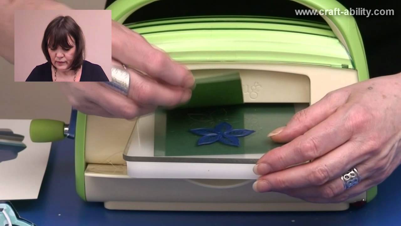 Craftability Cuttlebug Workshop-Lacé templates, embossing with Marianne Createables & Joy templates