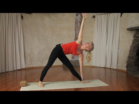 How to do Triangle Pose (Trikonasana) - Ekhart Yoga