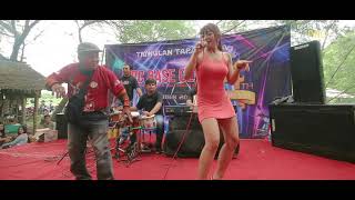 NISA FARISA MENDUNG TAMPO UDAN (Live Music Pantai Cemara)