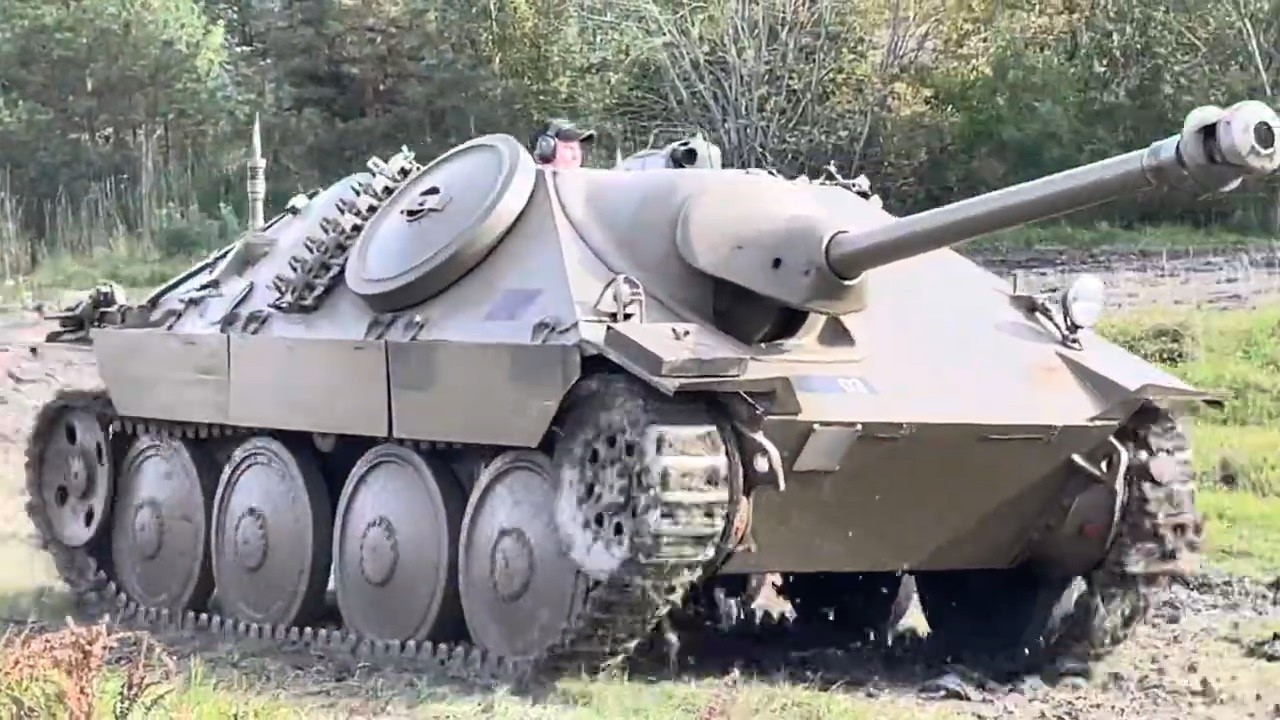 Jagdpanzer G-13. Arsenalen. Sveriges militärfordonsmuseum. The