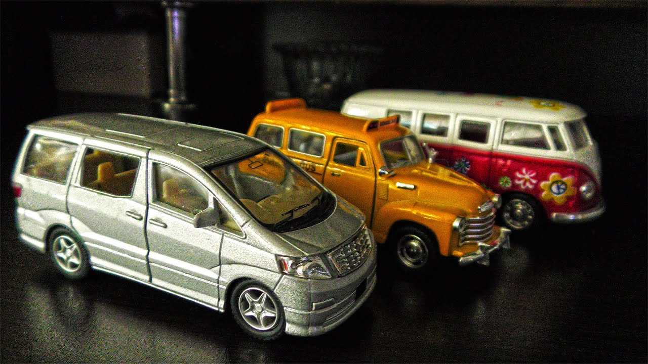minivan toy car