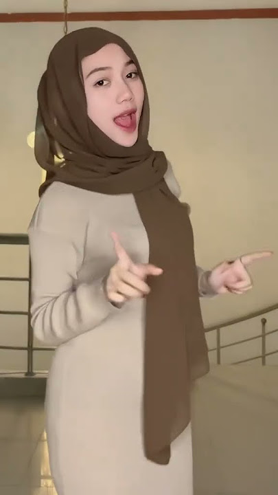 Jilbab pargoy 🤤 #hijab #tiktokfyp #dance #trendingshorts #jilbab #djmeresahkan #pargoy #hijabstyle