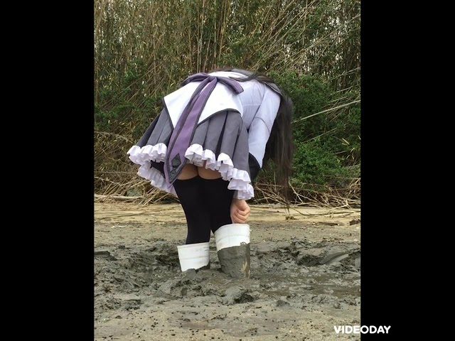 コスプレ+長靴で泥遊び24-2 cosplay rainboots mud 61 (暁美ほむら)