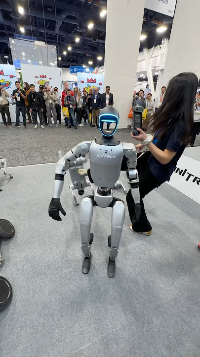 Unitree G1 humanoid robot at CES