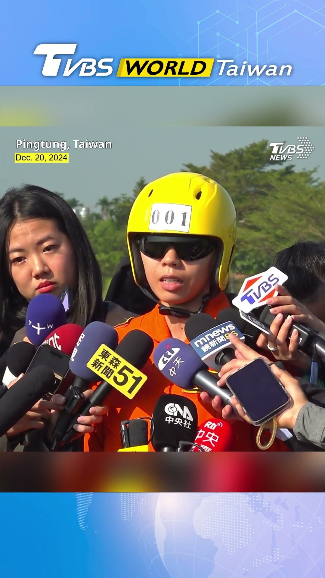 Taiwan's elite skydiving team dazzles with precision jumps, stunts