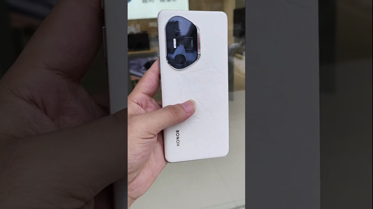 Snapdragon Elite Powers Honor 300 Ultra Smartphone | Honor 300 Ultra 