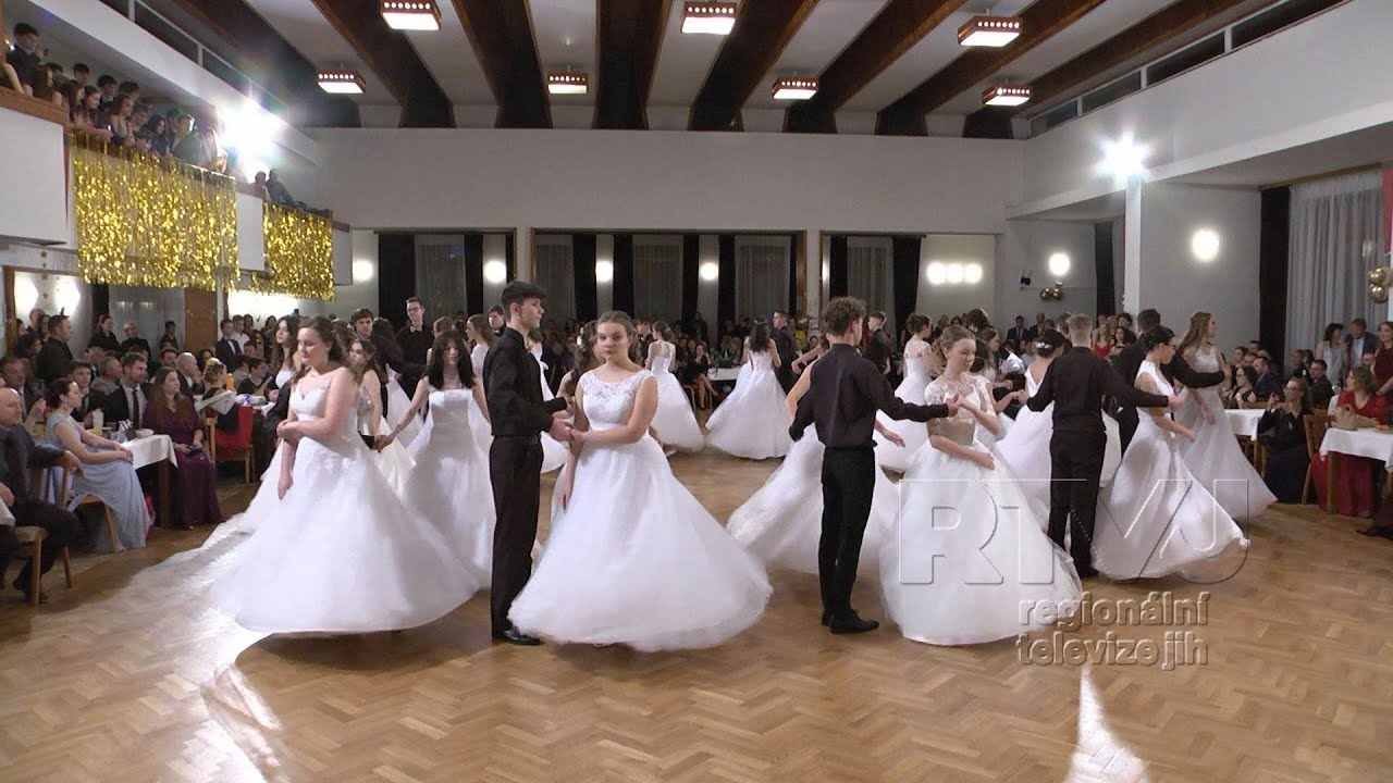 Hollywoodský ples připravila základní škola a obec Hovorany