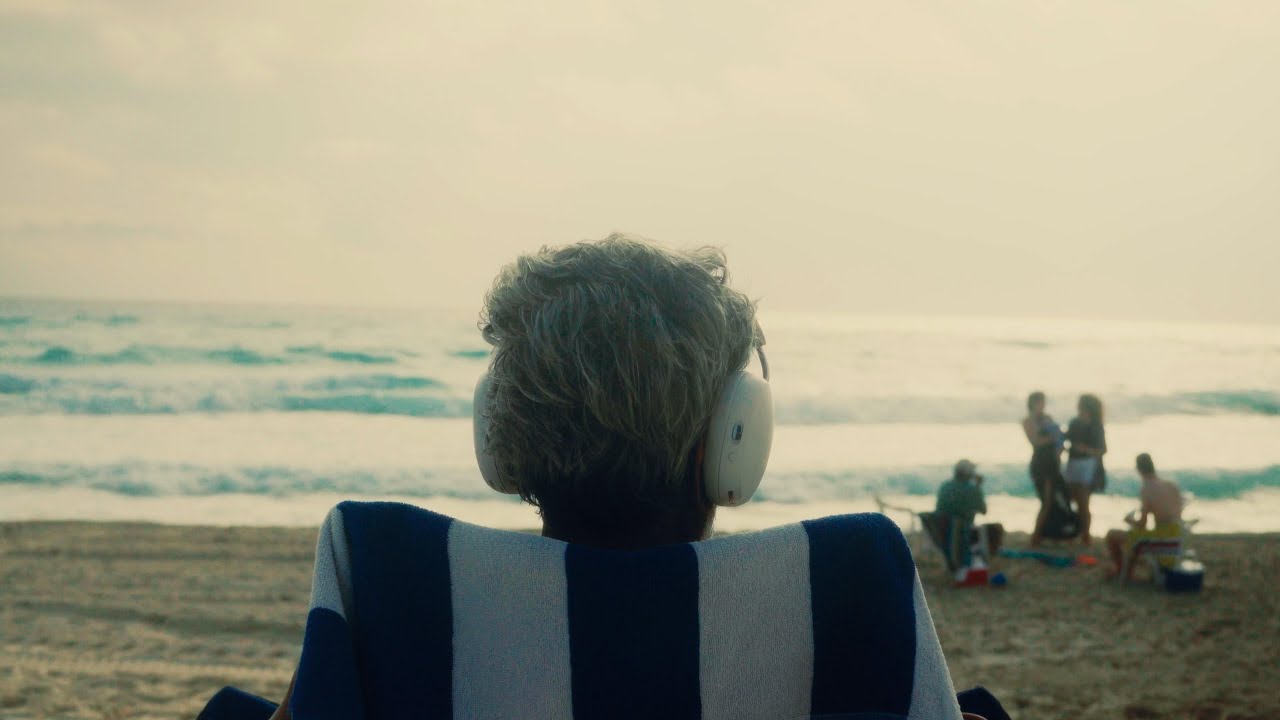 FUTURALGIA (SHORTFILM) -Alex Luna