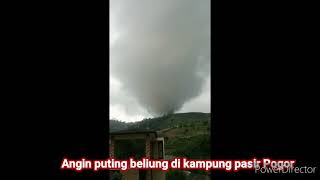 PUTING BELIUNG MENYAPU KAMPUNG DI KEC CIMENYAN KAB BANDUNG