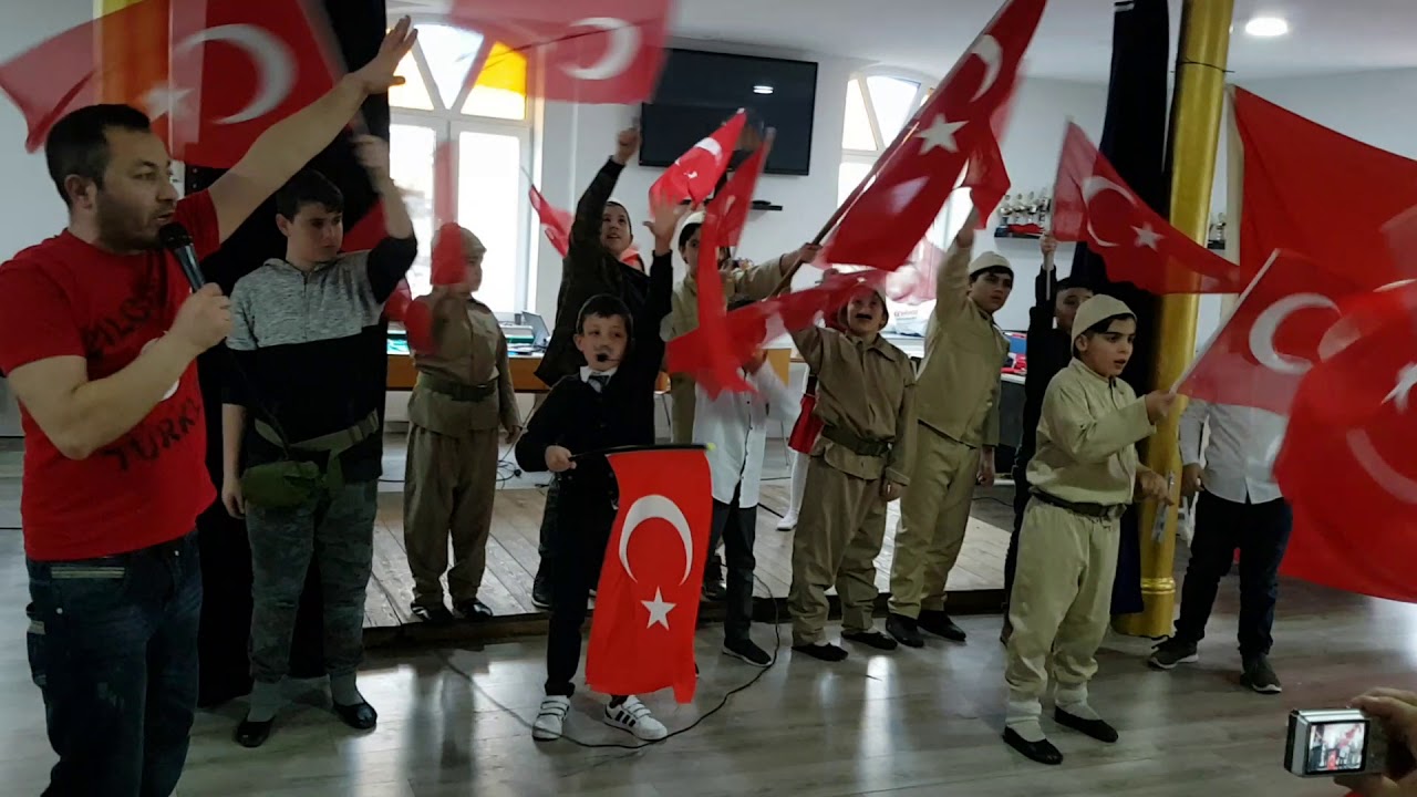 Çanakkale Şehitlerine Özel '' Şehitler Ölmez Vatan Bölünmez ''