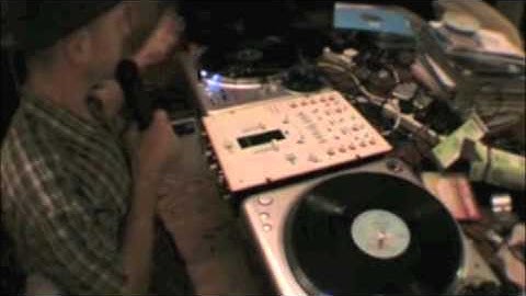 iCrates DJ Tutorial with Ellaskins of djtutor.com | Another lesson for the New turntabalist