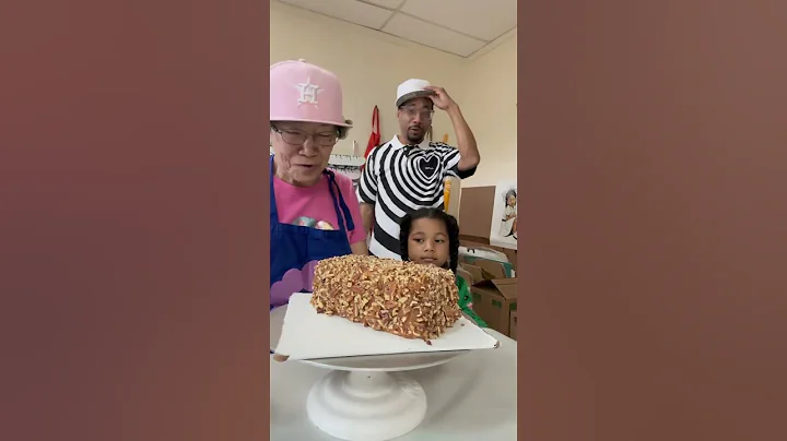 Caramel pecan butter pound cake loaf w/ nationwide shipping included ….text 832 888 7859 to order