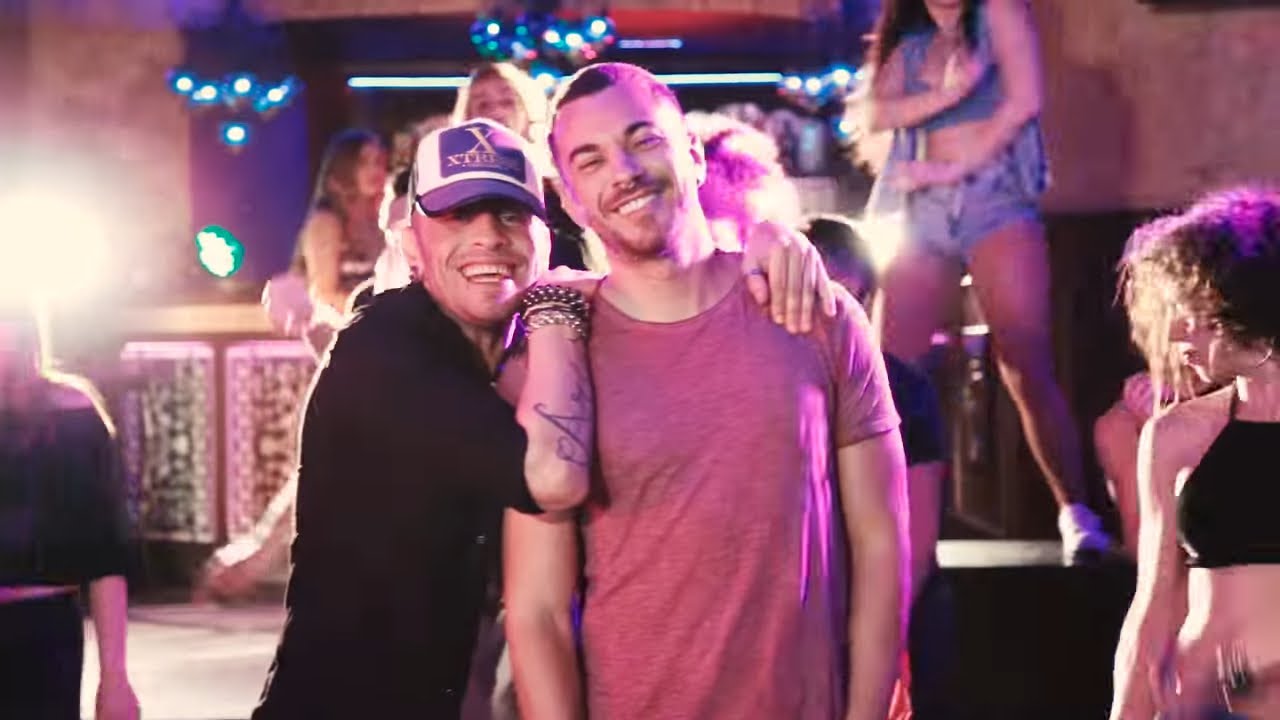 Mario Mendes - Déjate llevar (feat. Sergio Contreras) (Videoclip Oficial) #CarácterLatino latin music genres