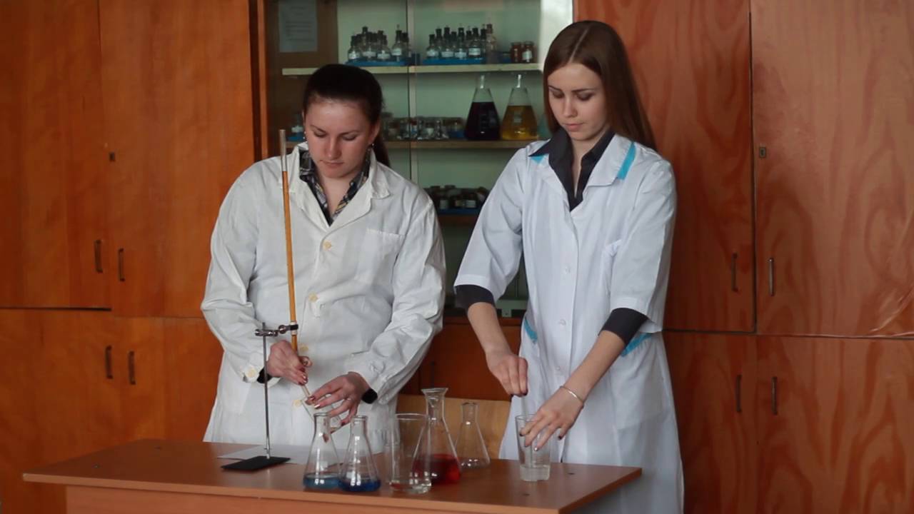 Определение содержания витамина С в продуктах методом титрования.