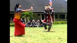 TARI LEAK HUT SMAN 1 KERTEK WONOSOBO KE 13 tahun 2012