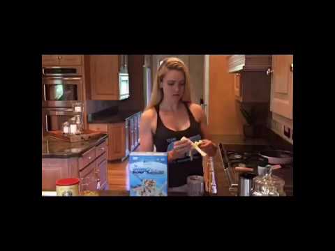 Making Cinnamon Cereal Flavor Protein Pancakes