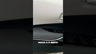 Espaço interno traseiro do Toyota Corolla híbrido 2023!