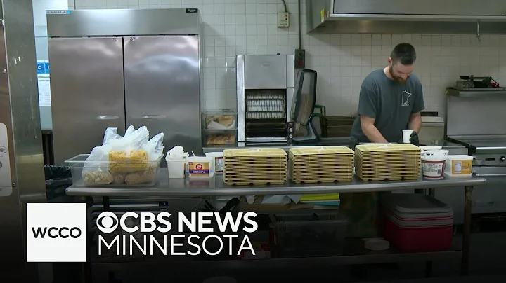 Volunteers give back on Thanksgiving at Salvation Army’s Harbor Light Center