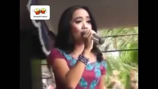 ROMANSA TERBARU 2016 - TAK SELALU VOC. EDOT ARISNA