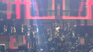 Ojitos Negros - Julión Álvarez Feat. El Coyote ( Mis Ídolos, Hoy Mis Amigos )