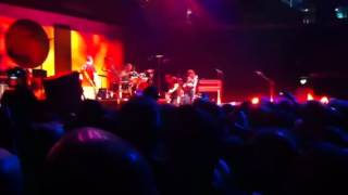Pearl Jam - Hitchhiker (live) Manchester 21.06.12