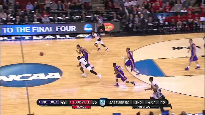 Northern Iowa vs. Louisville: Wayne Blackshear block